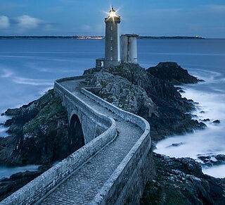 a stone bridge that a mason would have worked on